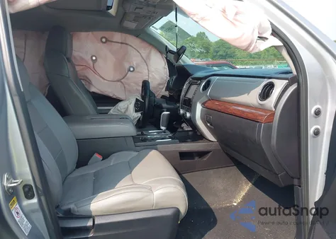 2016 Toyota Tundra Limited 5.7L V8 из США, поврежденный, VIN 5TFHY5F13GX508246